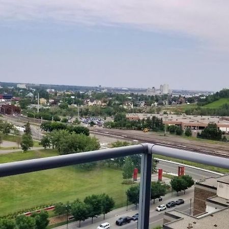 Furnished 1 Bedroom In East Village By Signature Suites Ltd Calgary Ngoại thất bức ảnh
